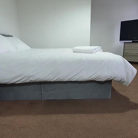 24Hr Self Check In Apartment Central Barnsley Buitenkant foto