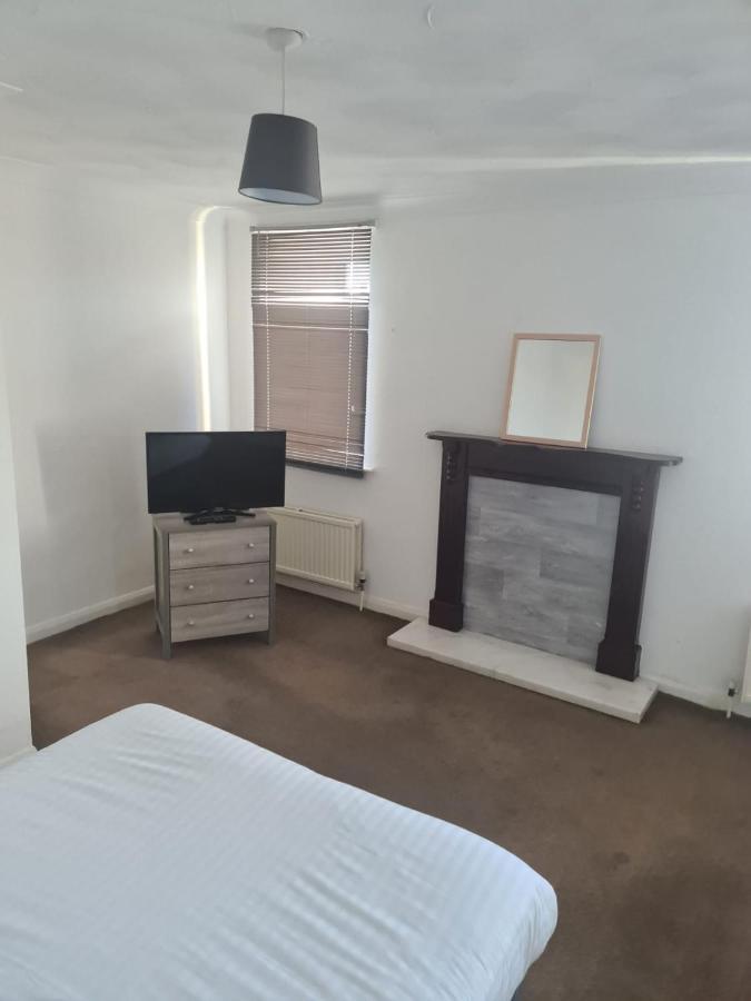 24Hr Self Check In Apartment Central Barnsley Buitenkant foto